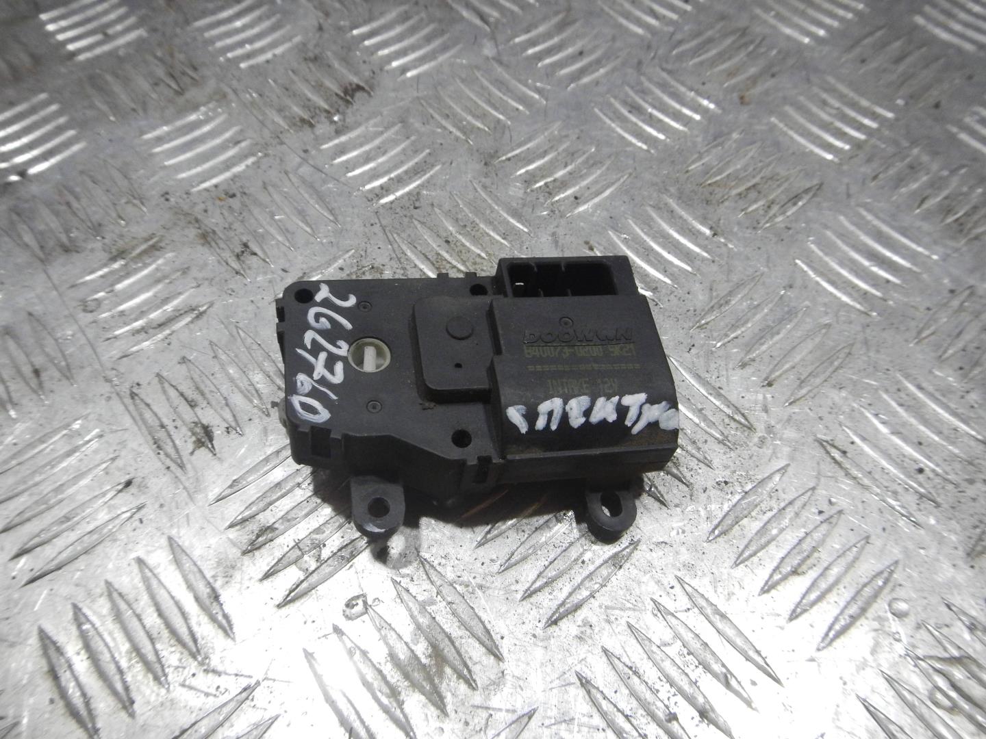 Моторчик заслонки печки