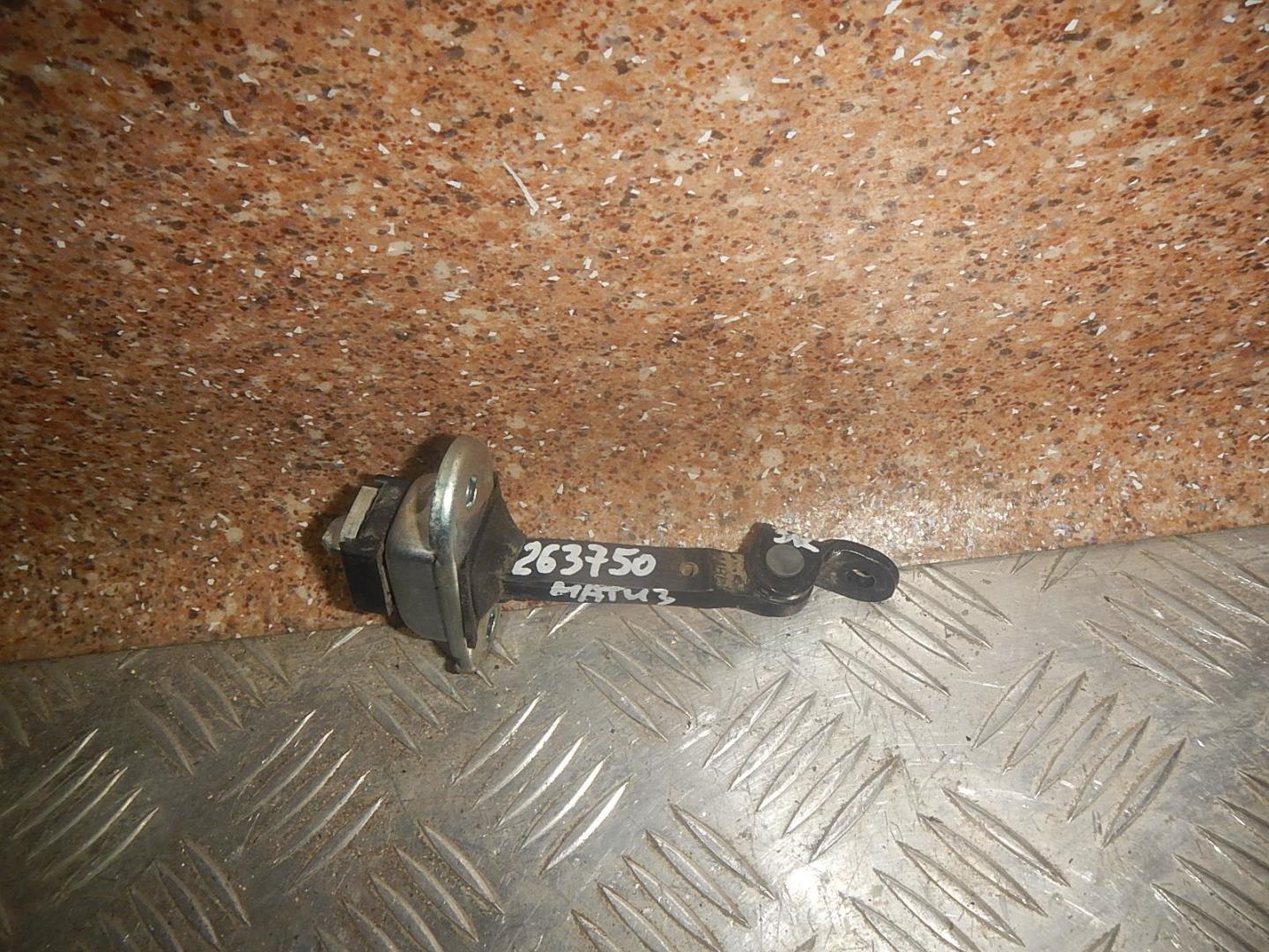 Ограничитель двери