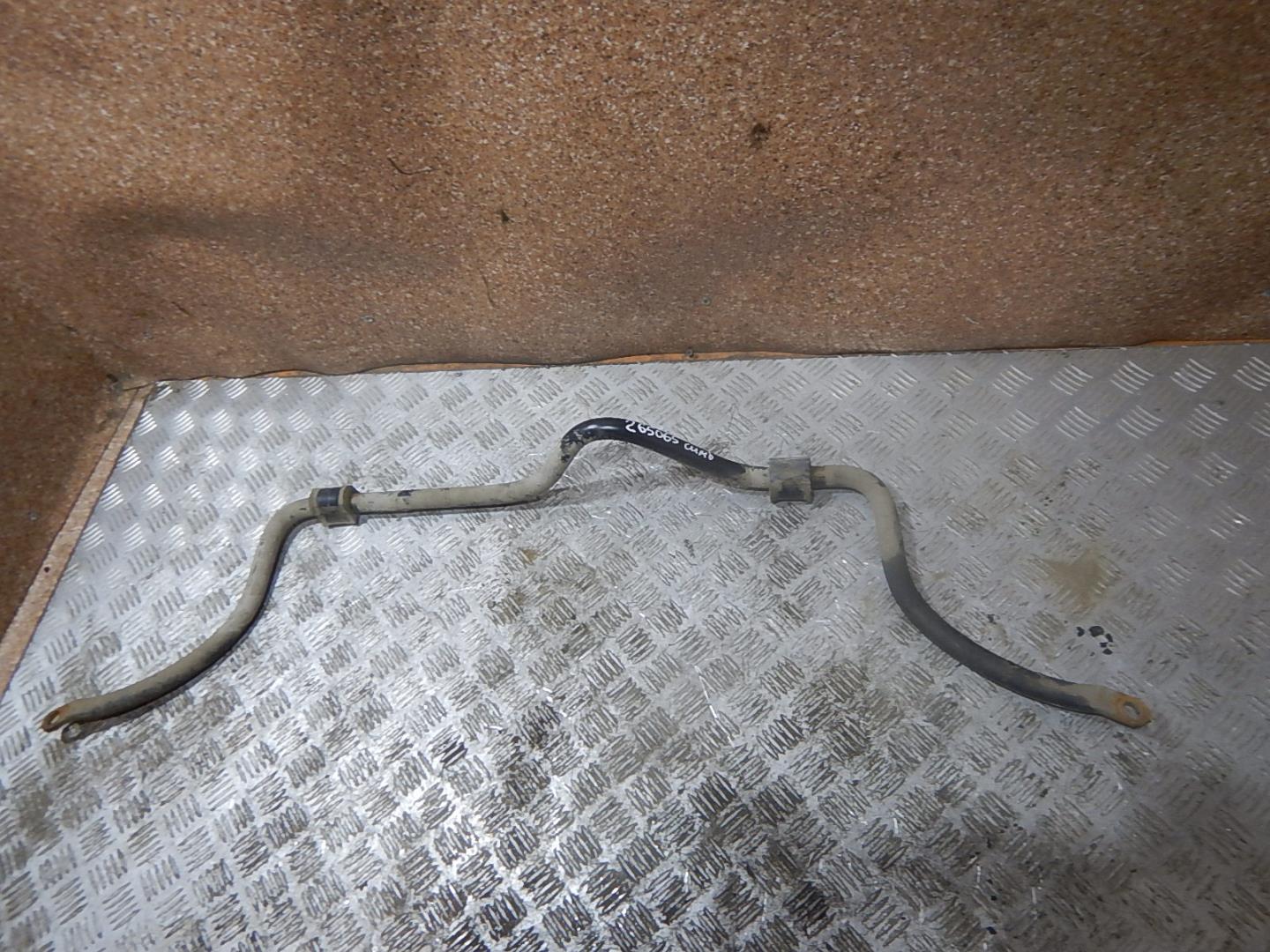 Стабилизатор передний