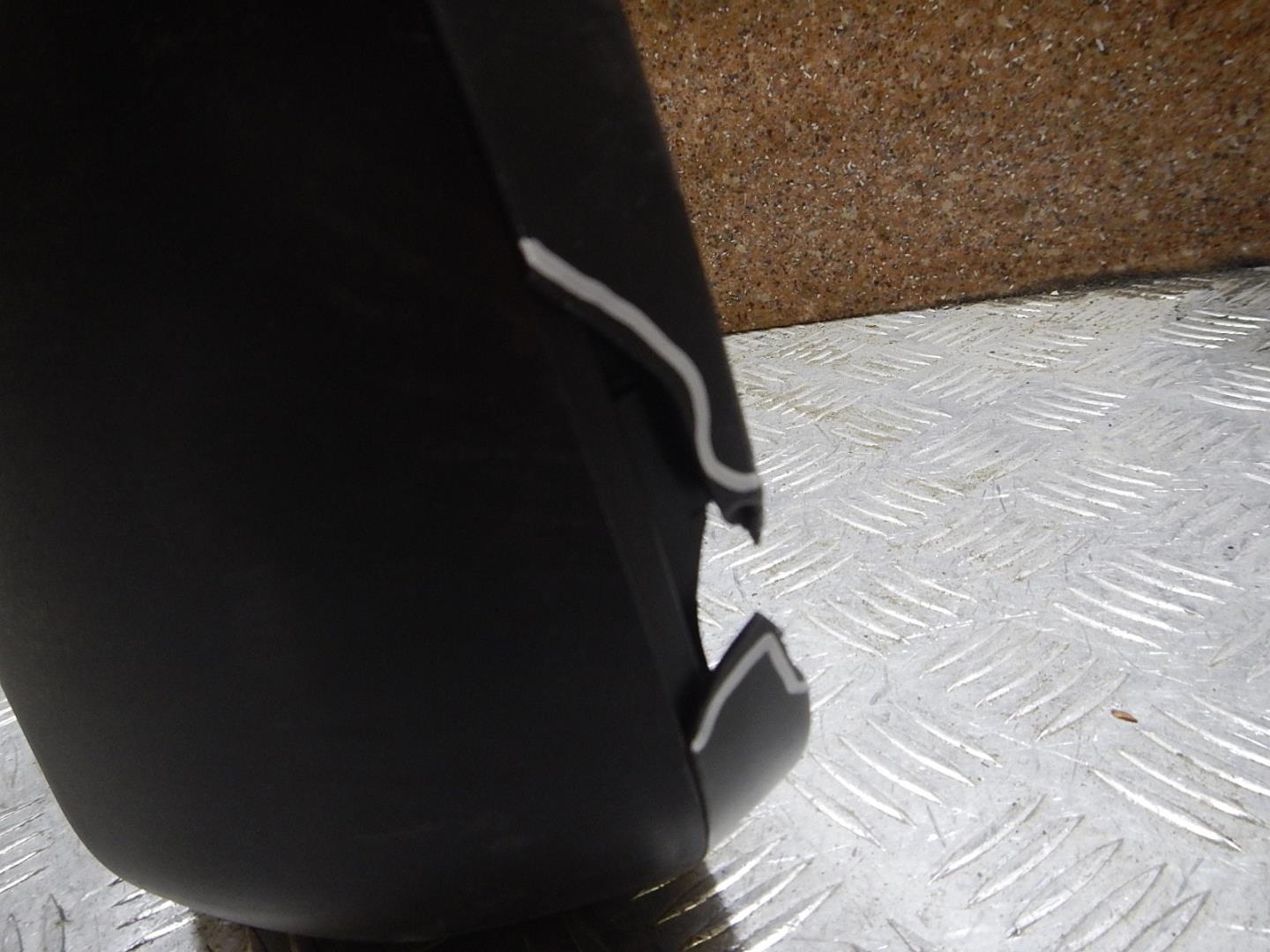 Зеркало левое электрическое