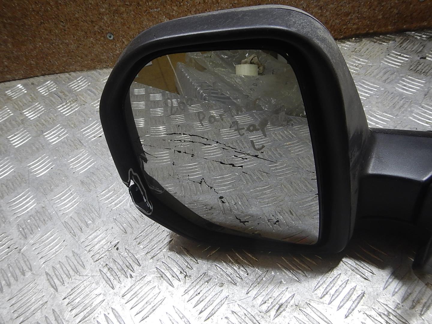 Зеркало левое электрическое