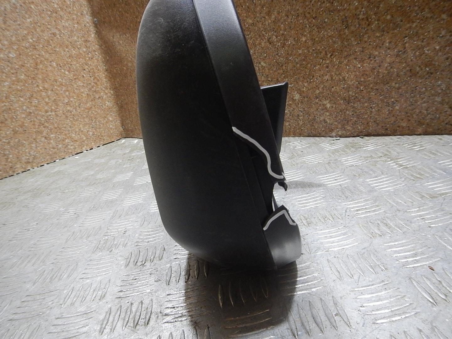 Зеркало левое электрическое