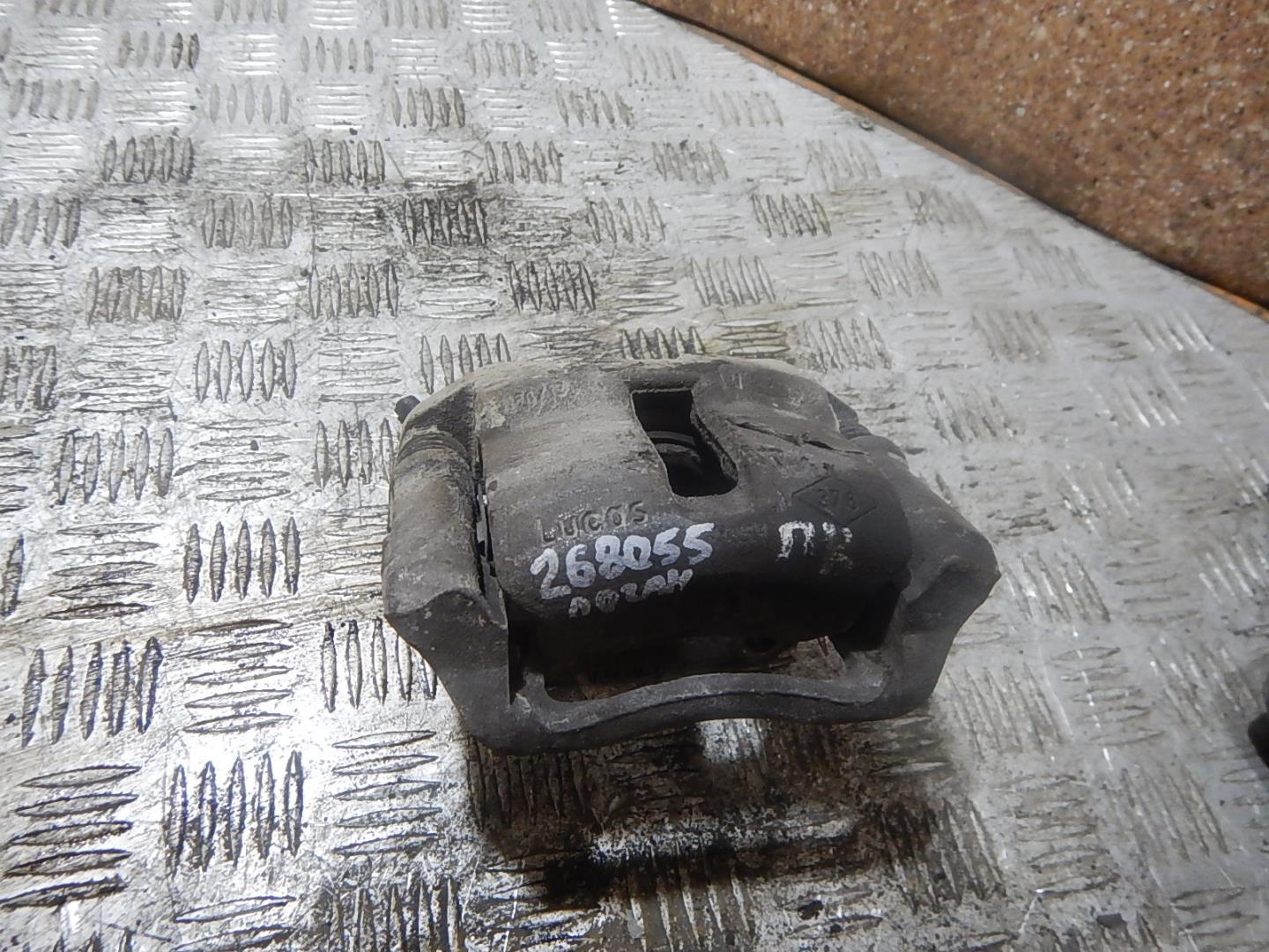 Суппорт передний правый