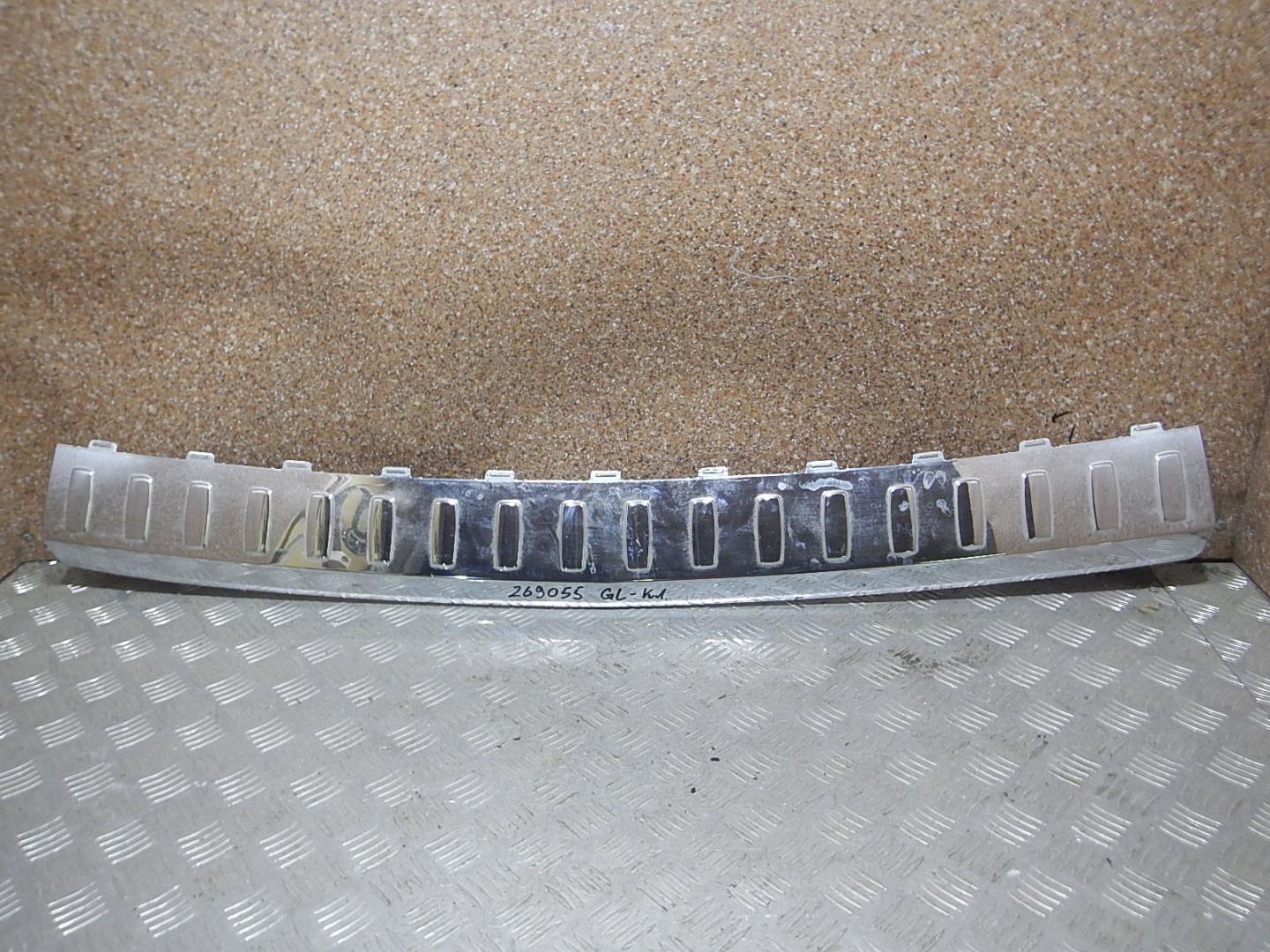 Накладка заднего бампера