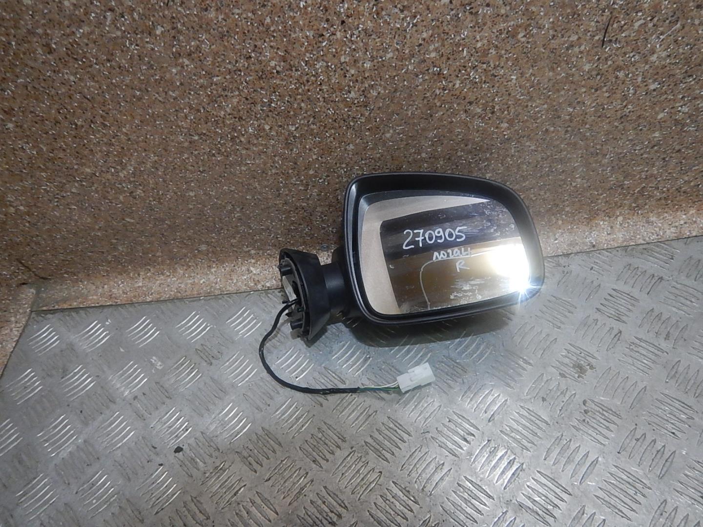 Зеркало правое электрическое