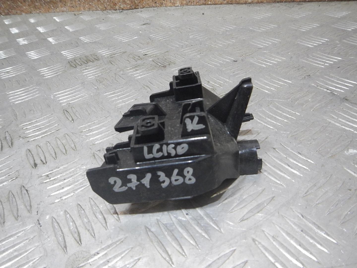 Кронштейн заднего бампера левый