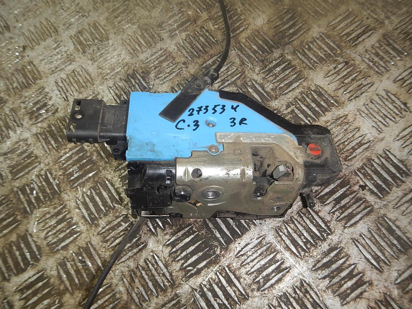 Замок двери задней правой