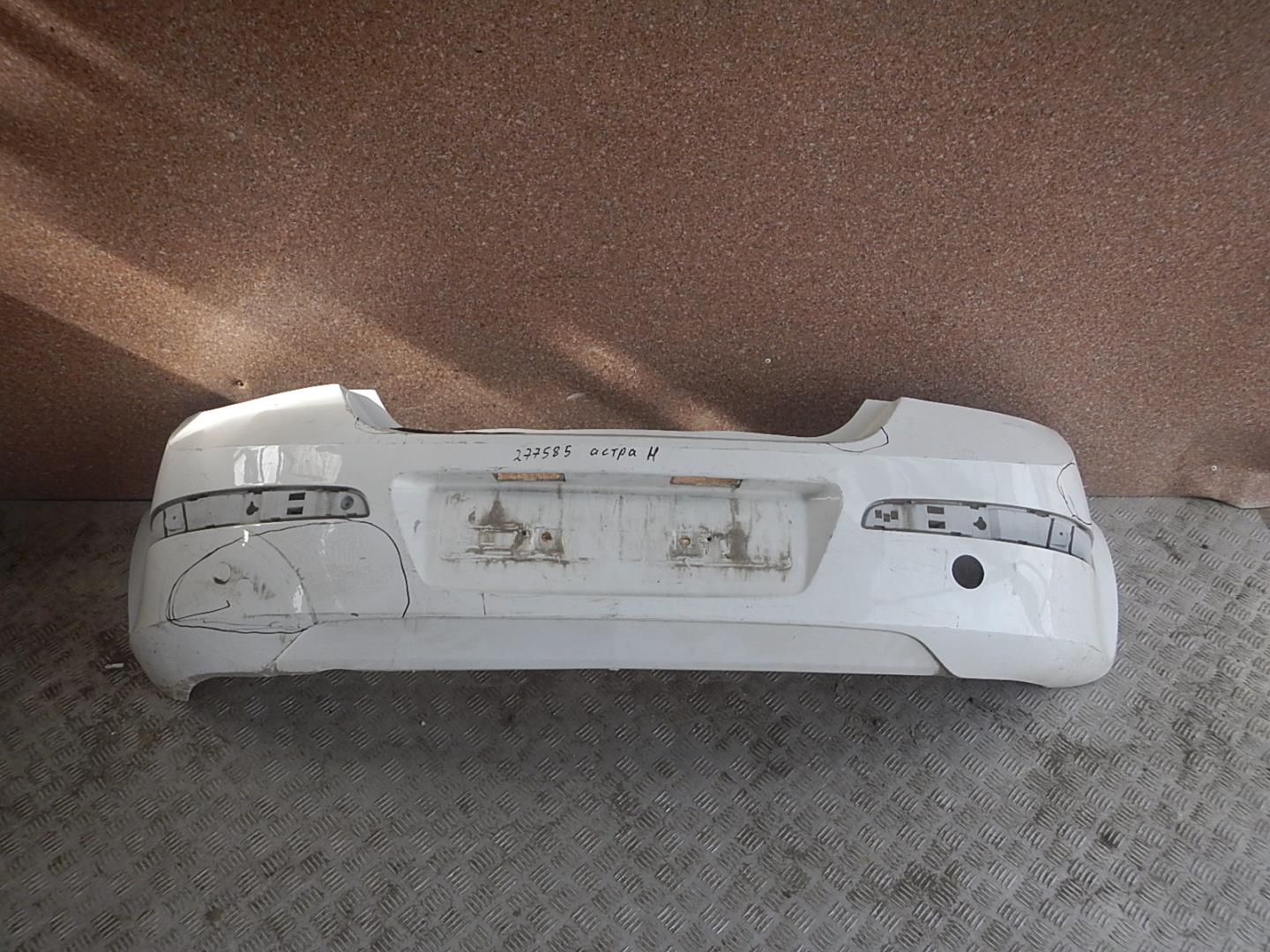 Бампер задний