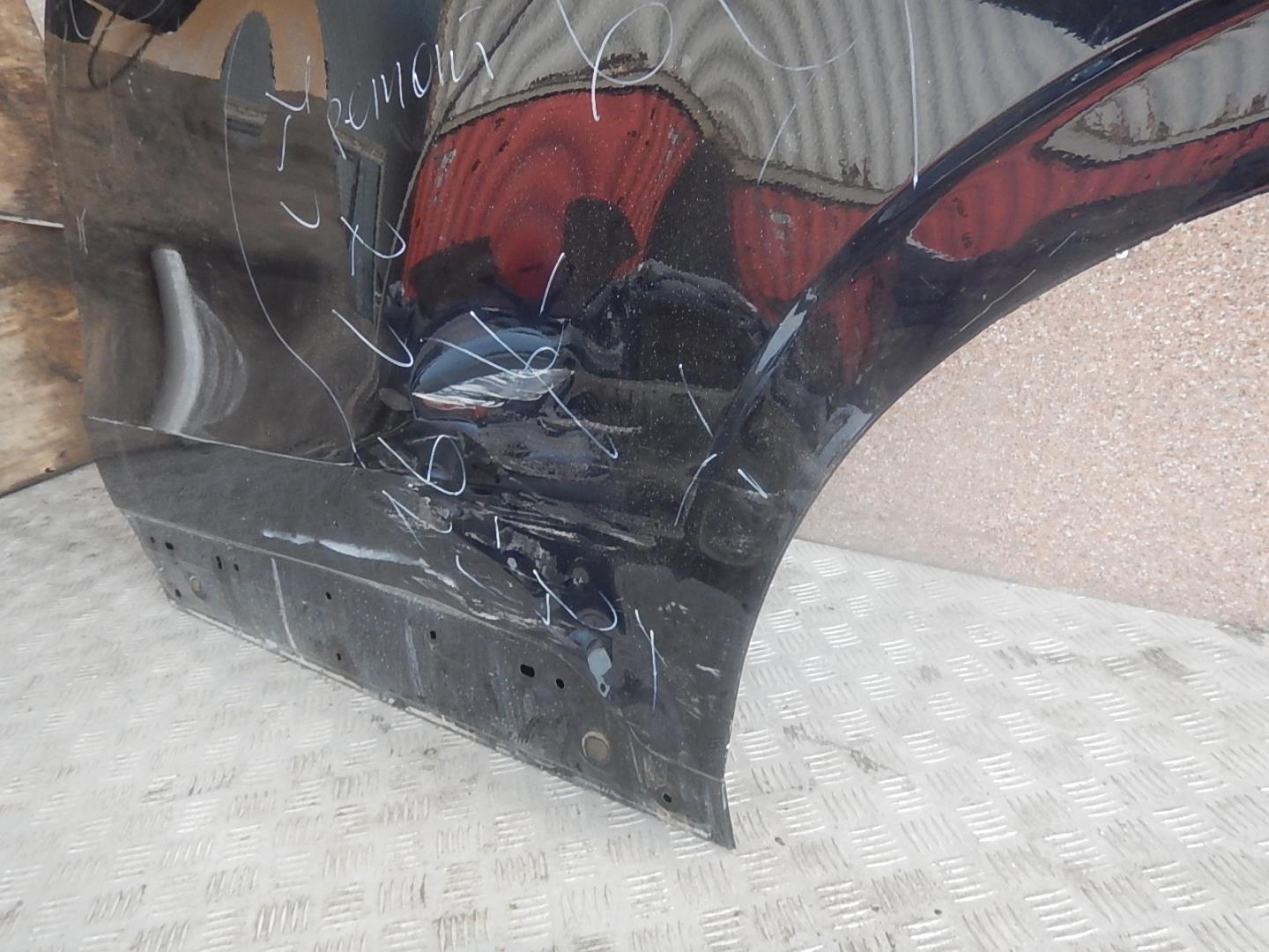 Дверь задняя левая