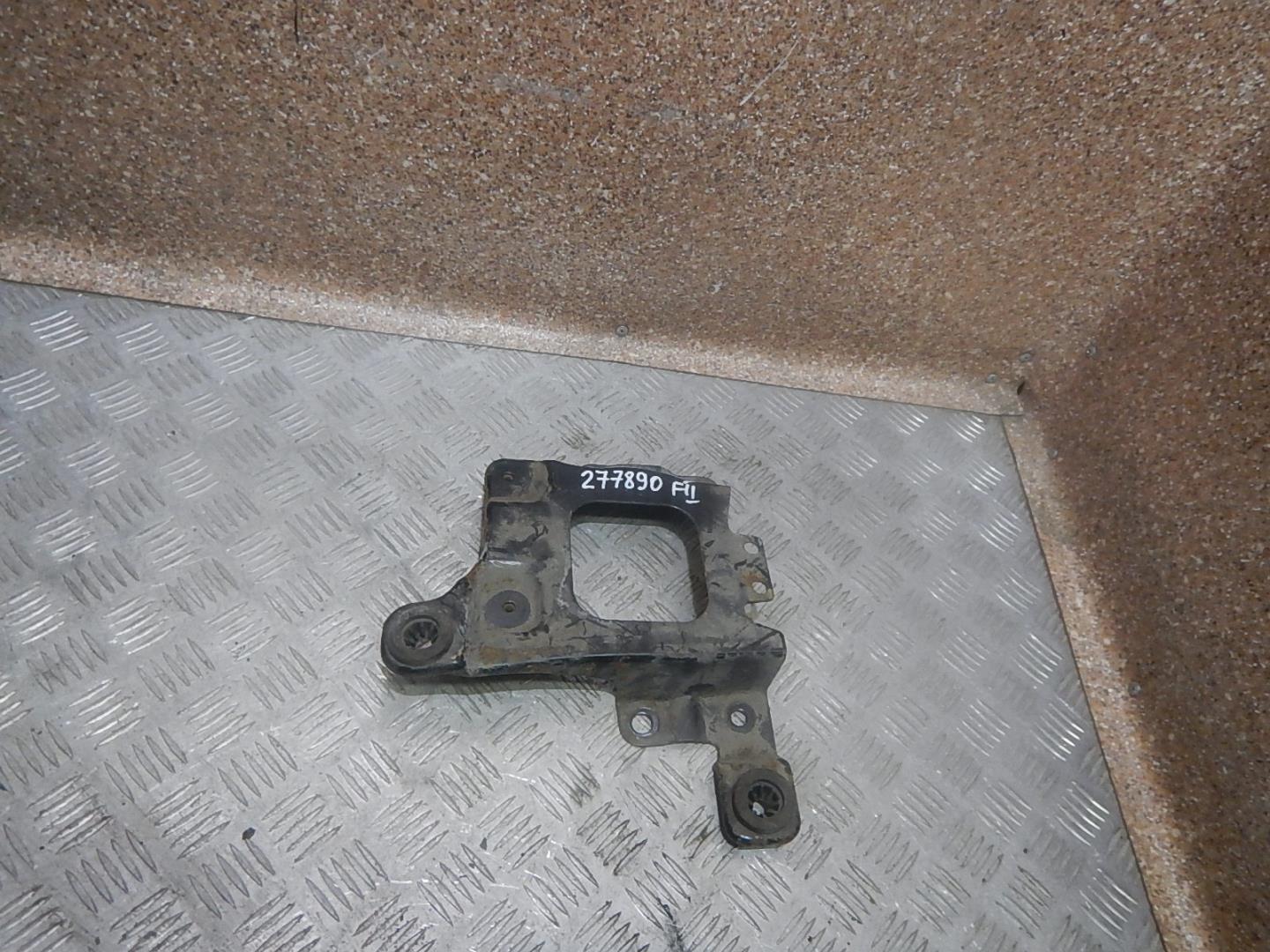 Крепление АКБ (корпус/подставка)