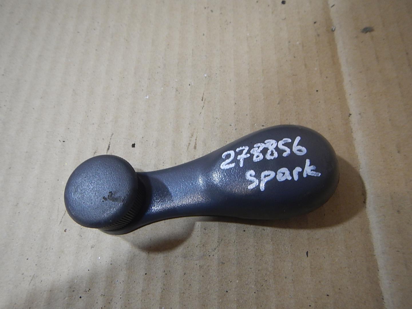 Ручка стеклоподъемника