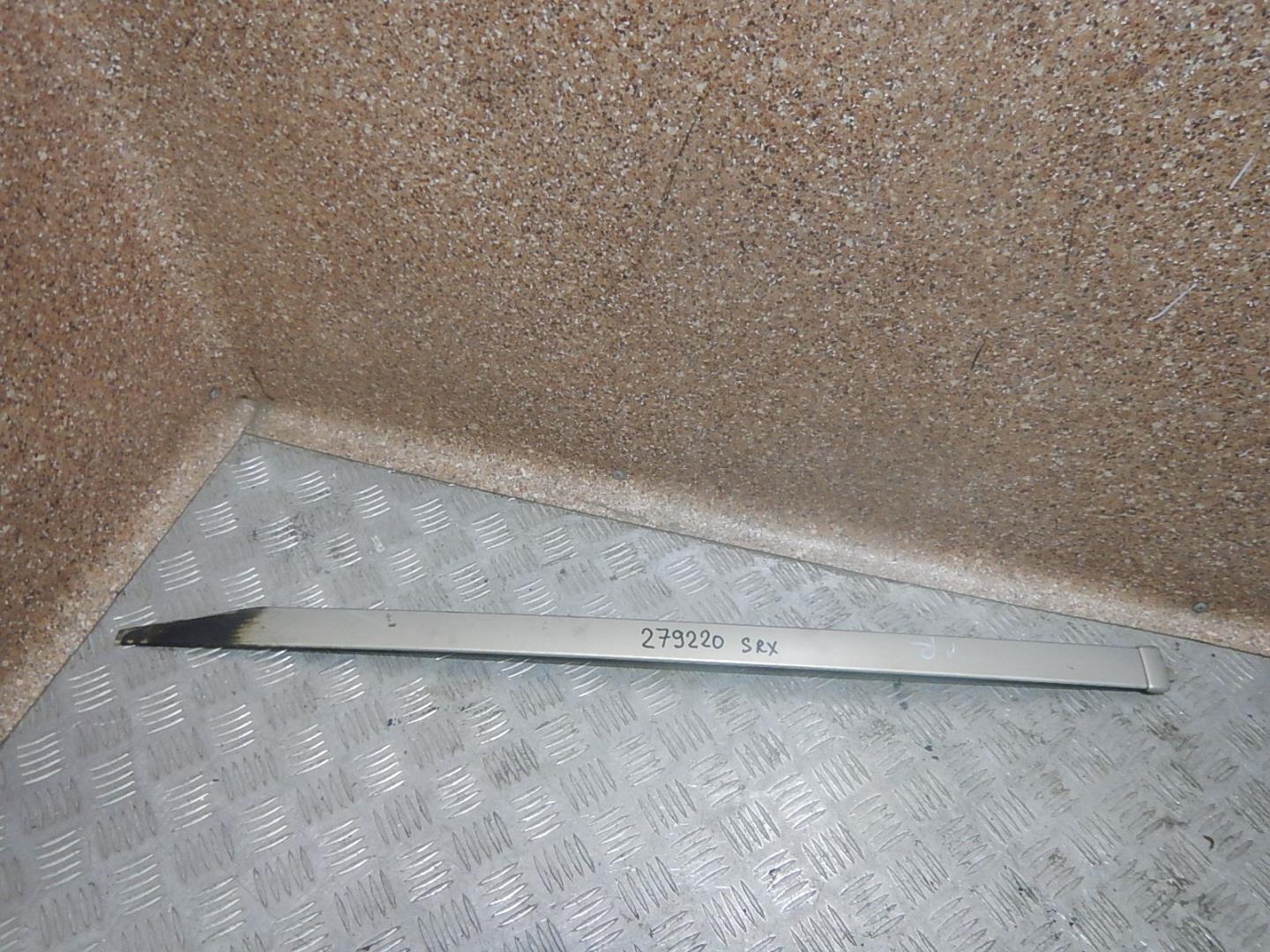 Молдинг лобового стекла