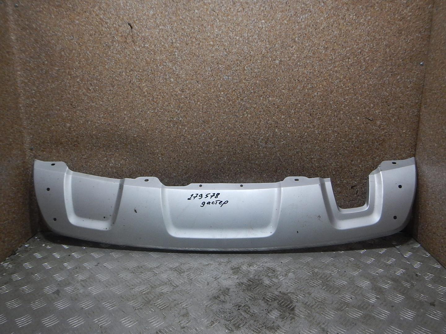 Накладка заднего бампера