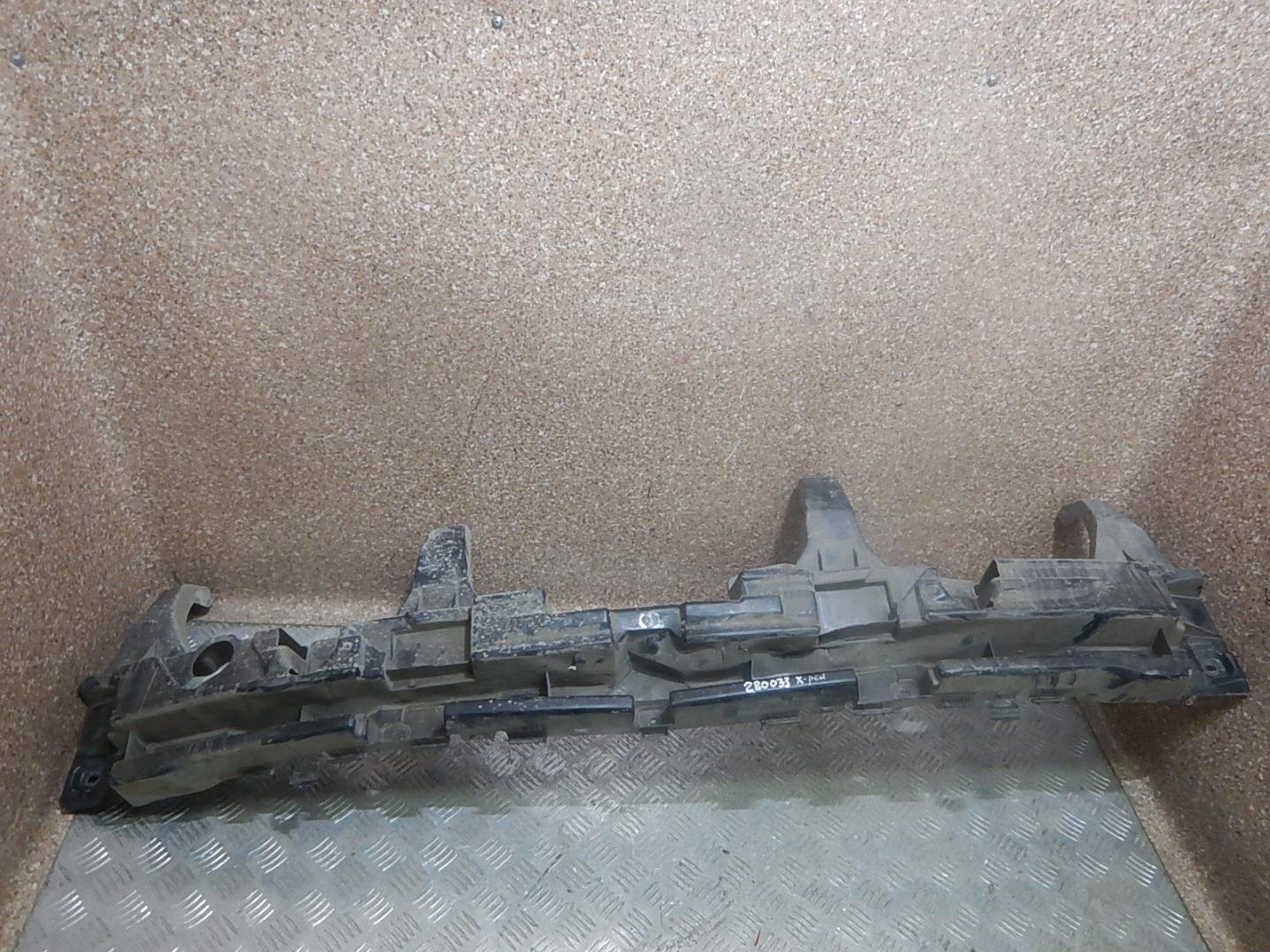 Усилитель заднего бампера