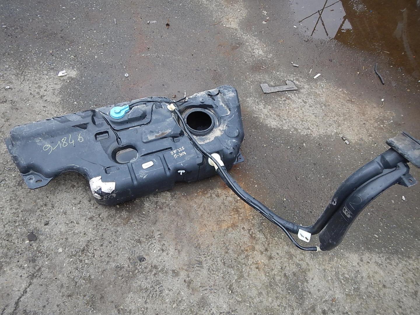 Бак топливный