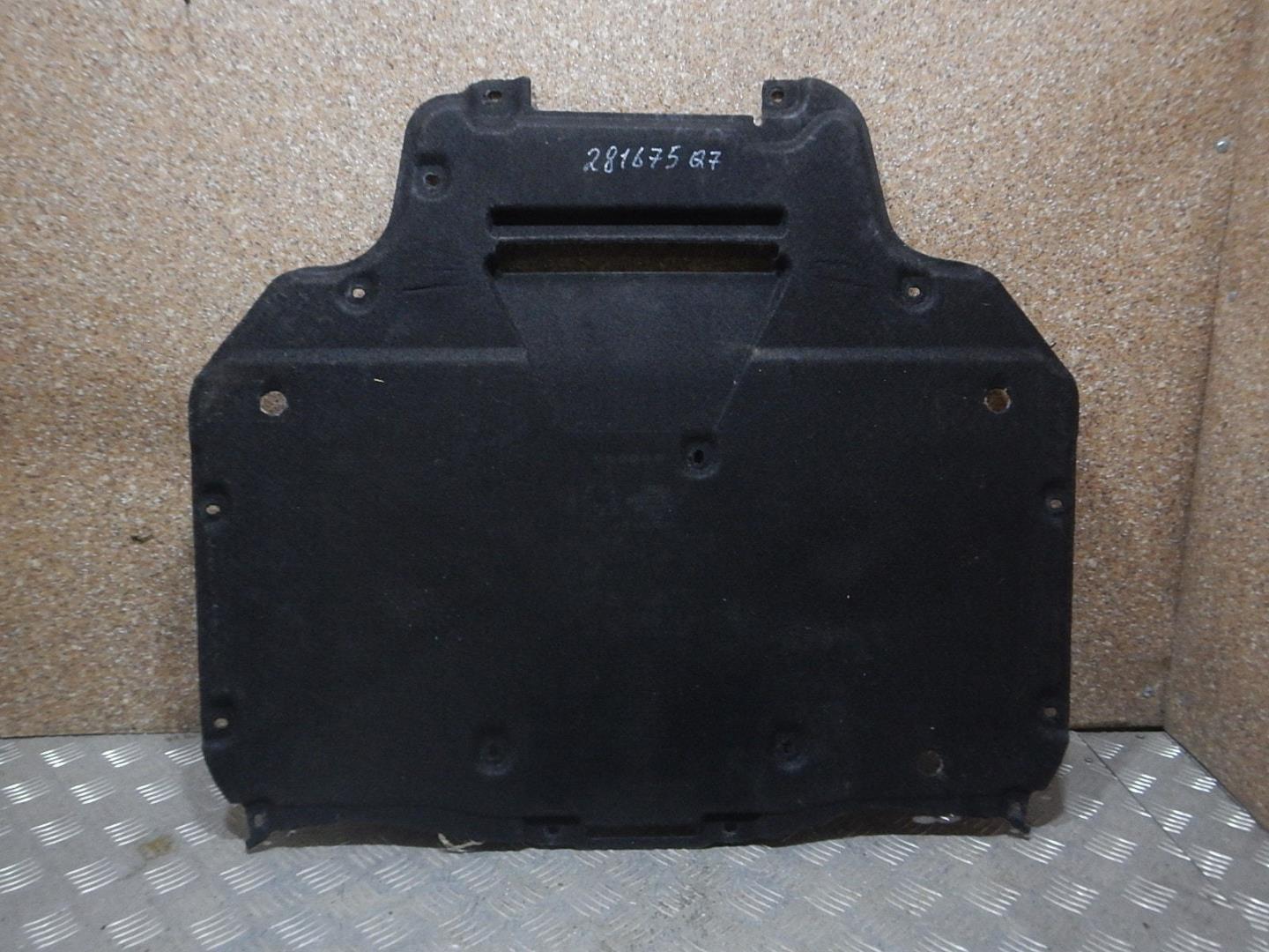 Пыльник двигателя