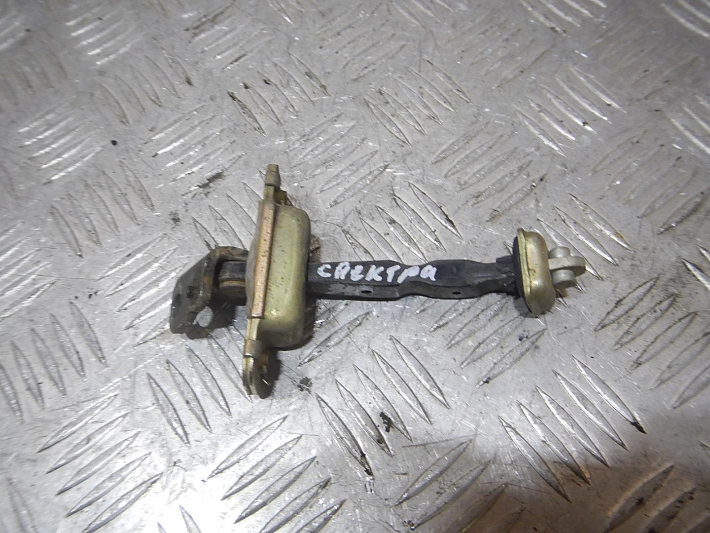 Ограничитель двери