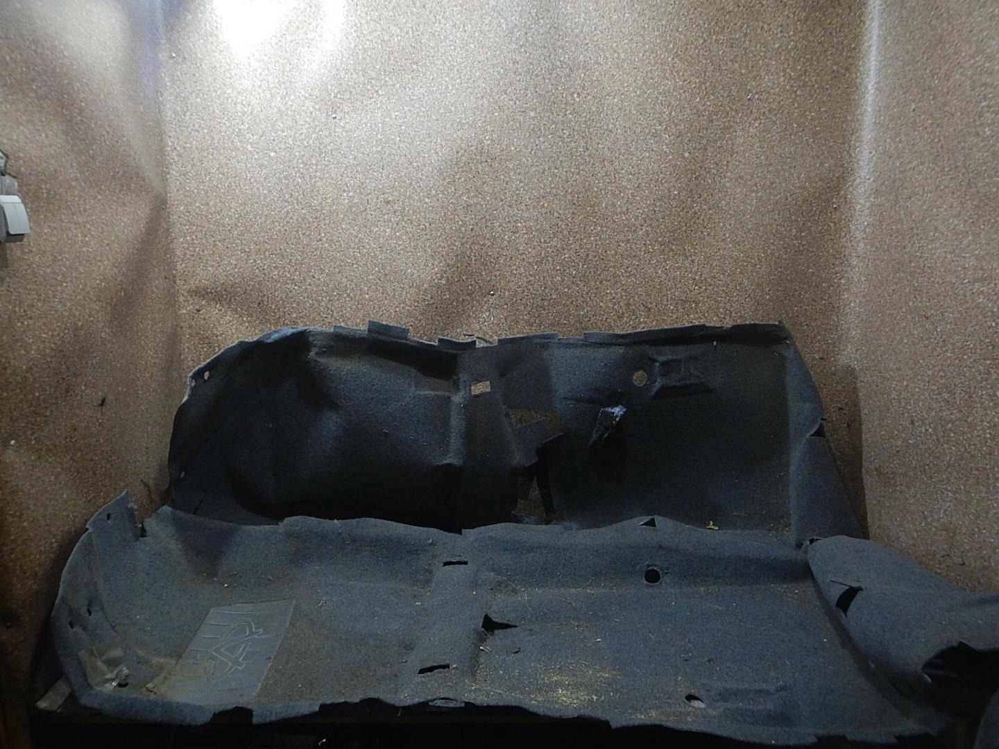 Покрытие напольное (ковролин)