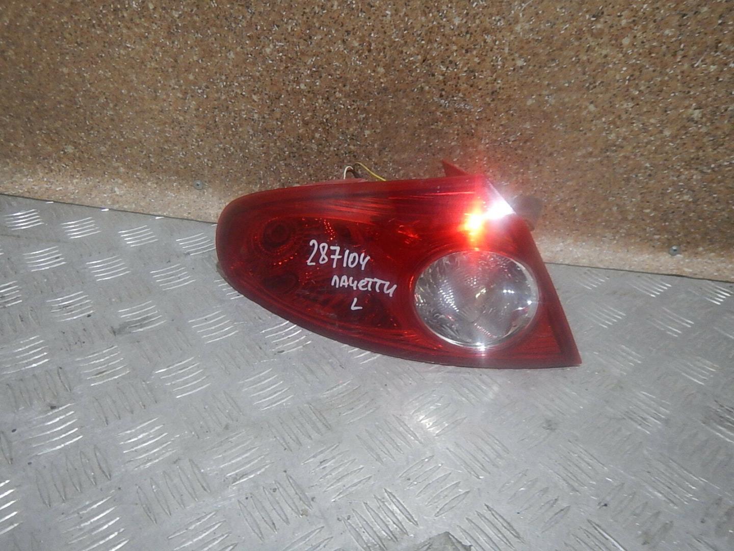 Фонарь задний левый