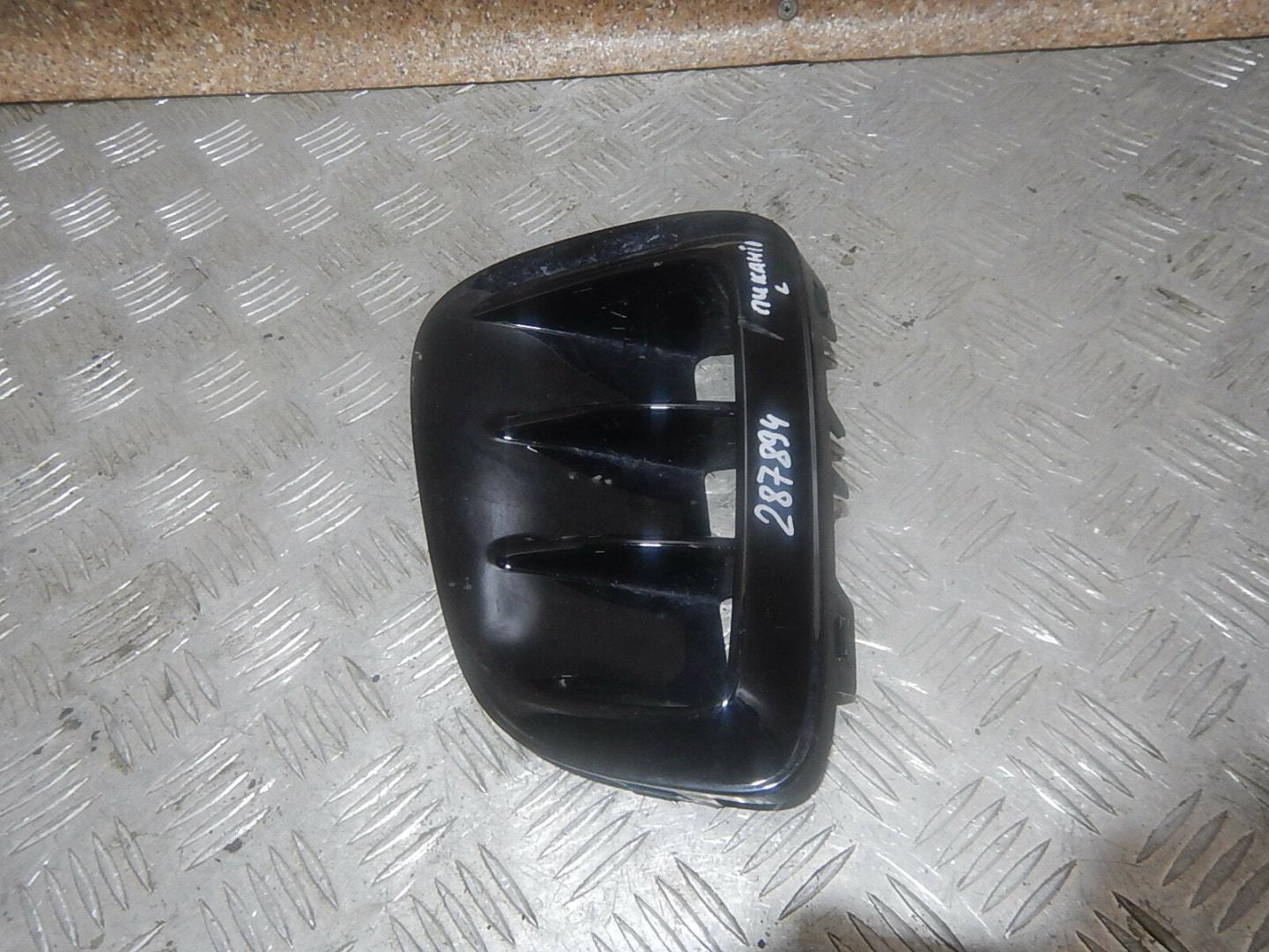 Решетка в бампер левая