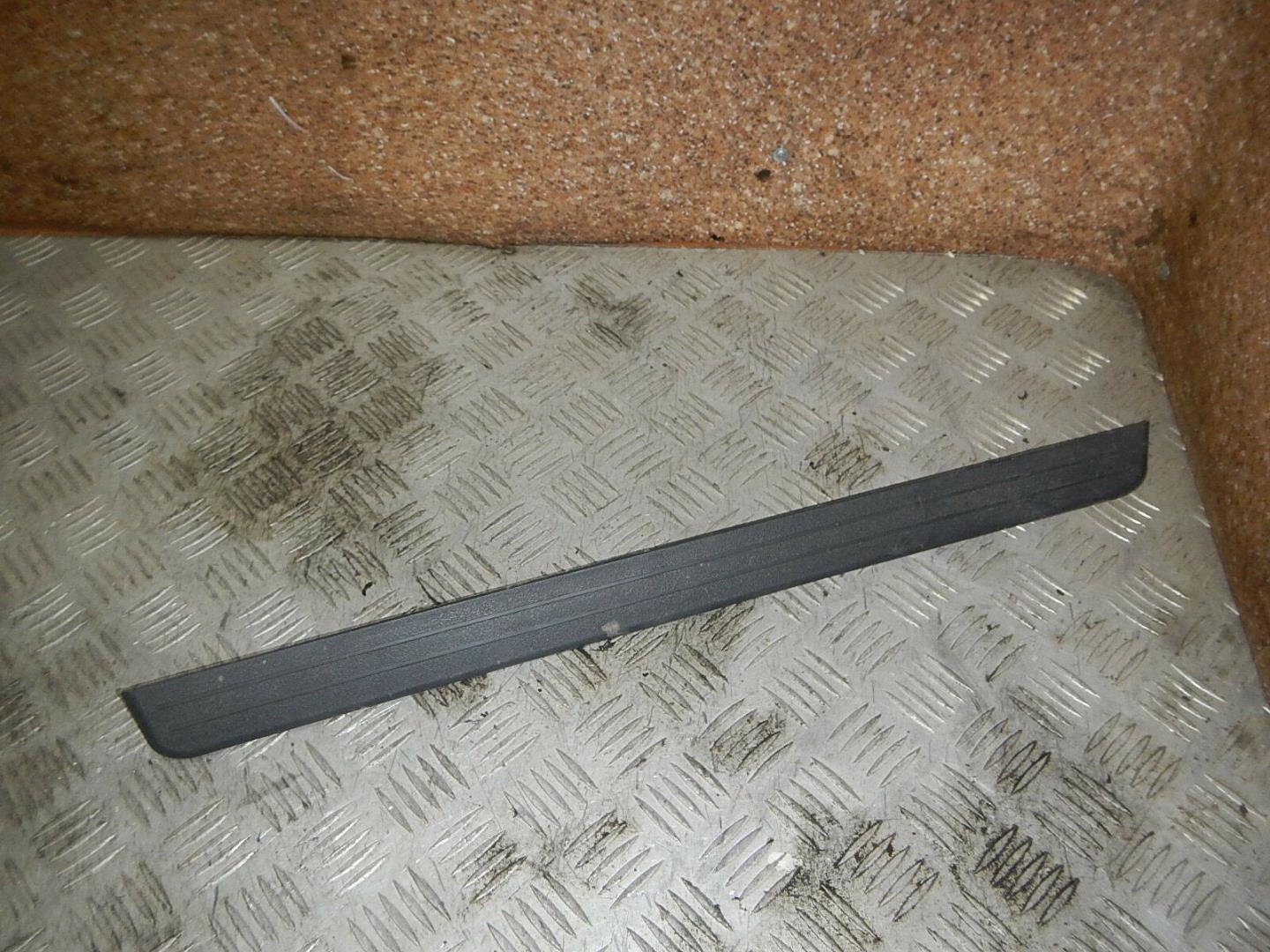 Накладка порога (внутренняя)