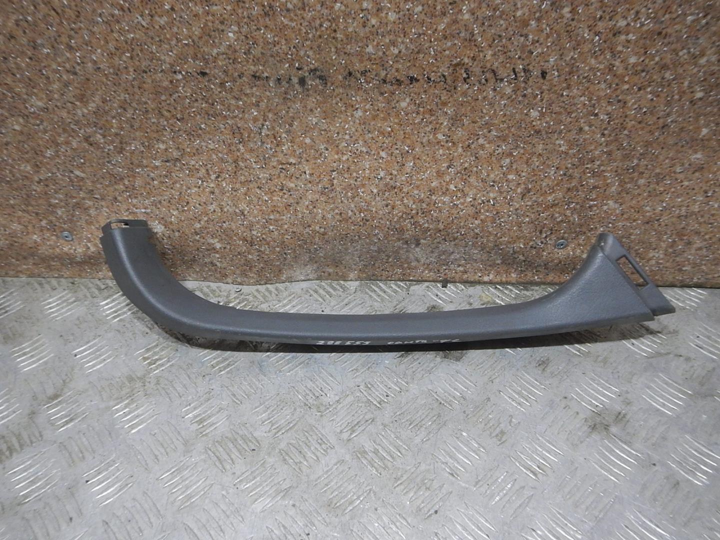 Обшивка двери багажника