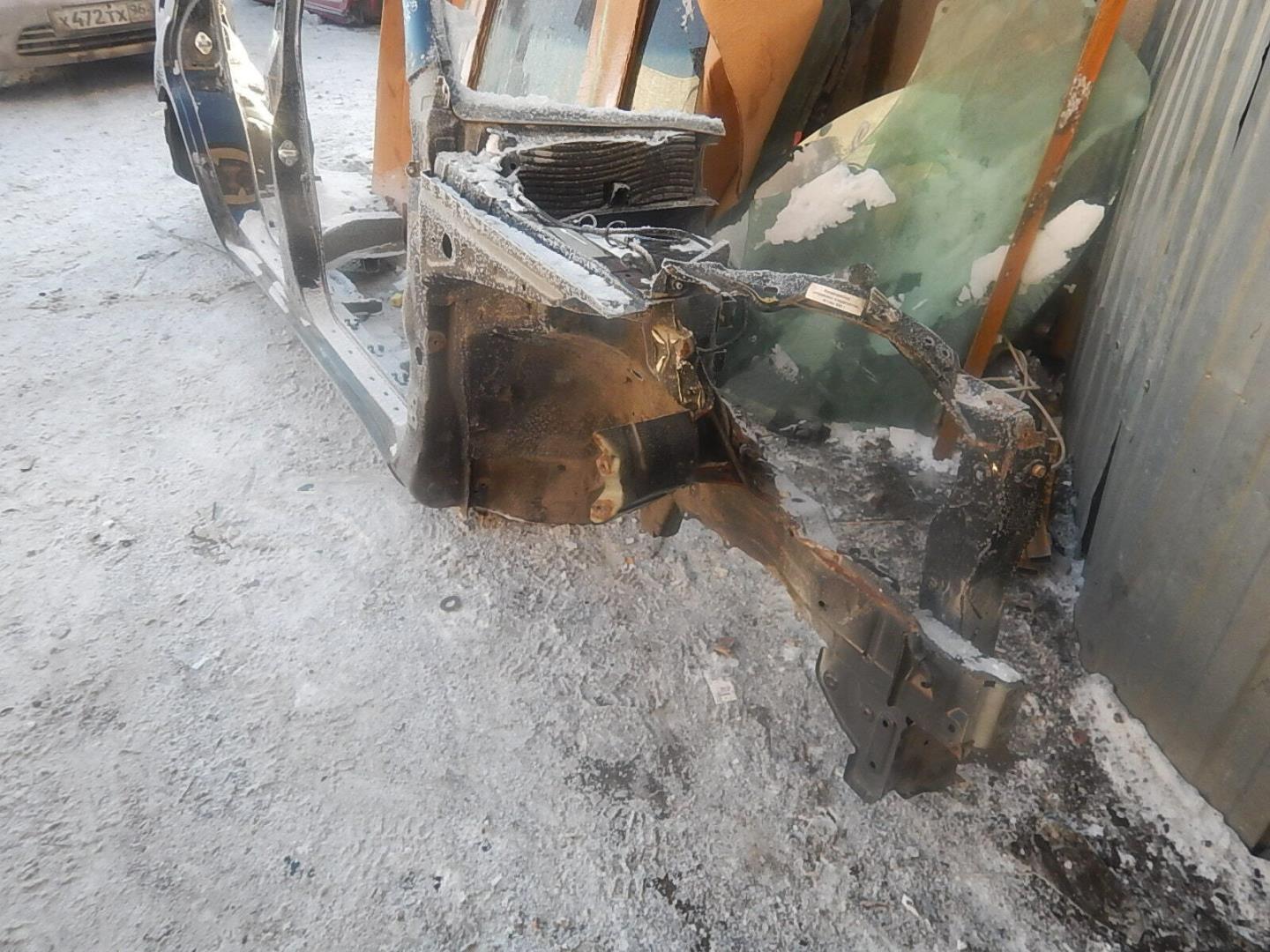 Лонжерон передний правый