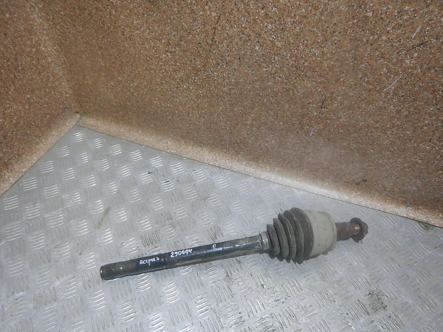 Полуось передняя правая