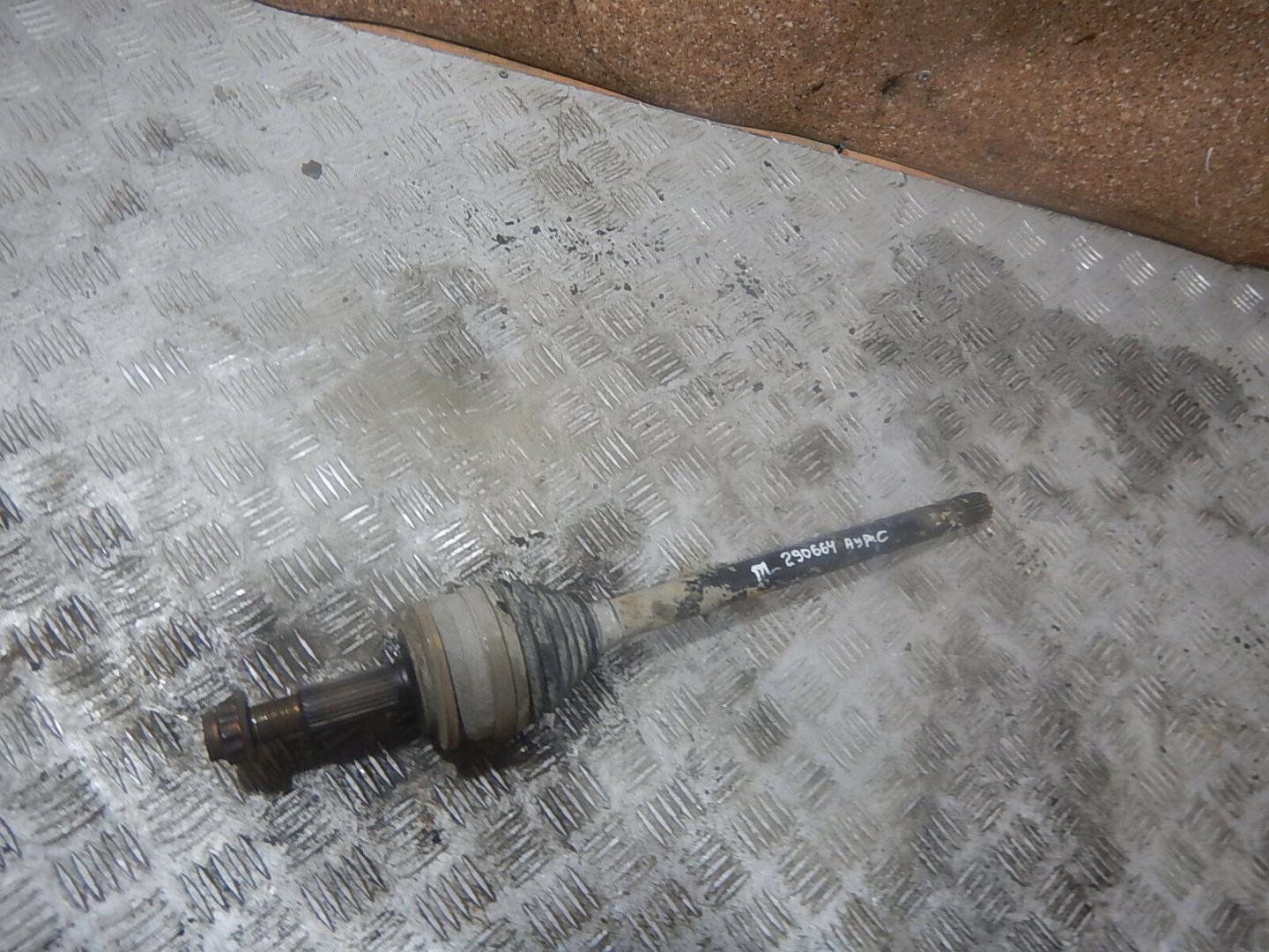 Полуось передняя левая