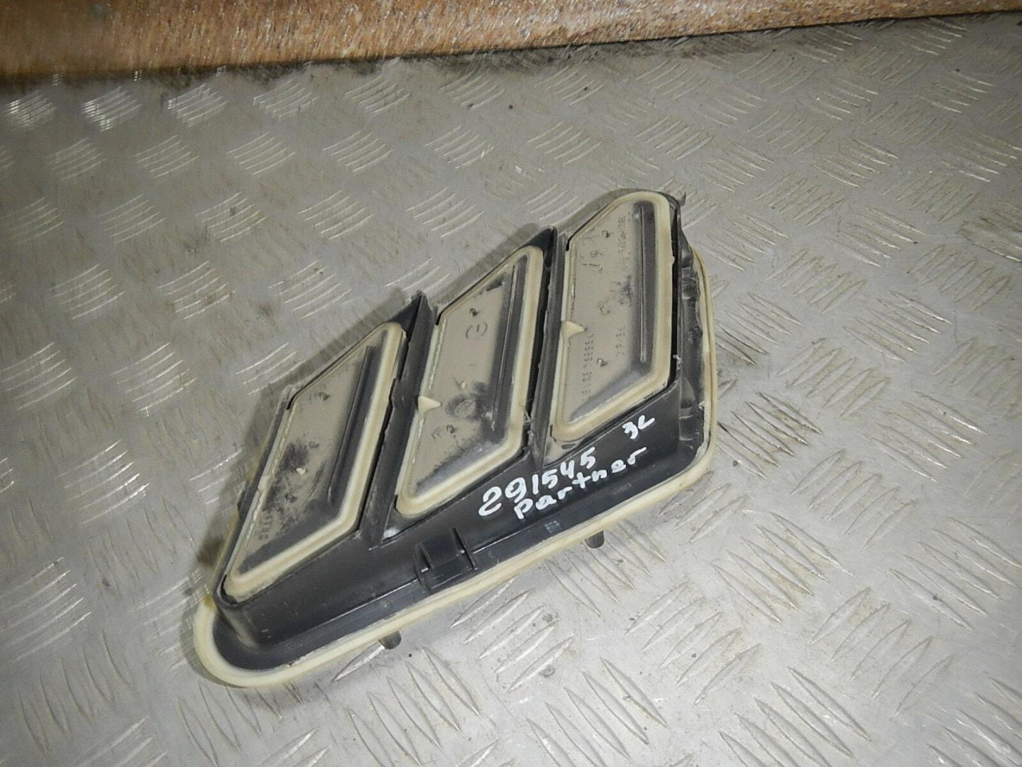 Решетка вентиляционная