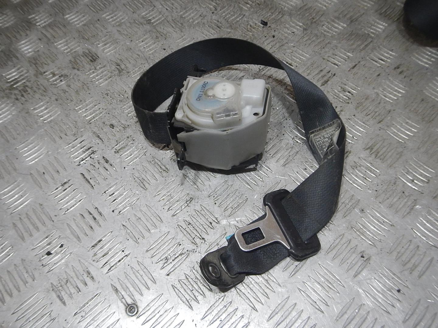 Ремень безопасности