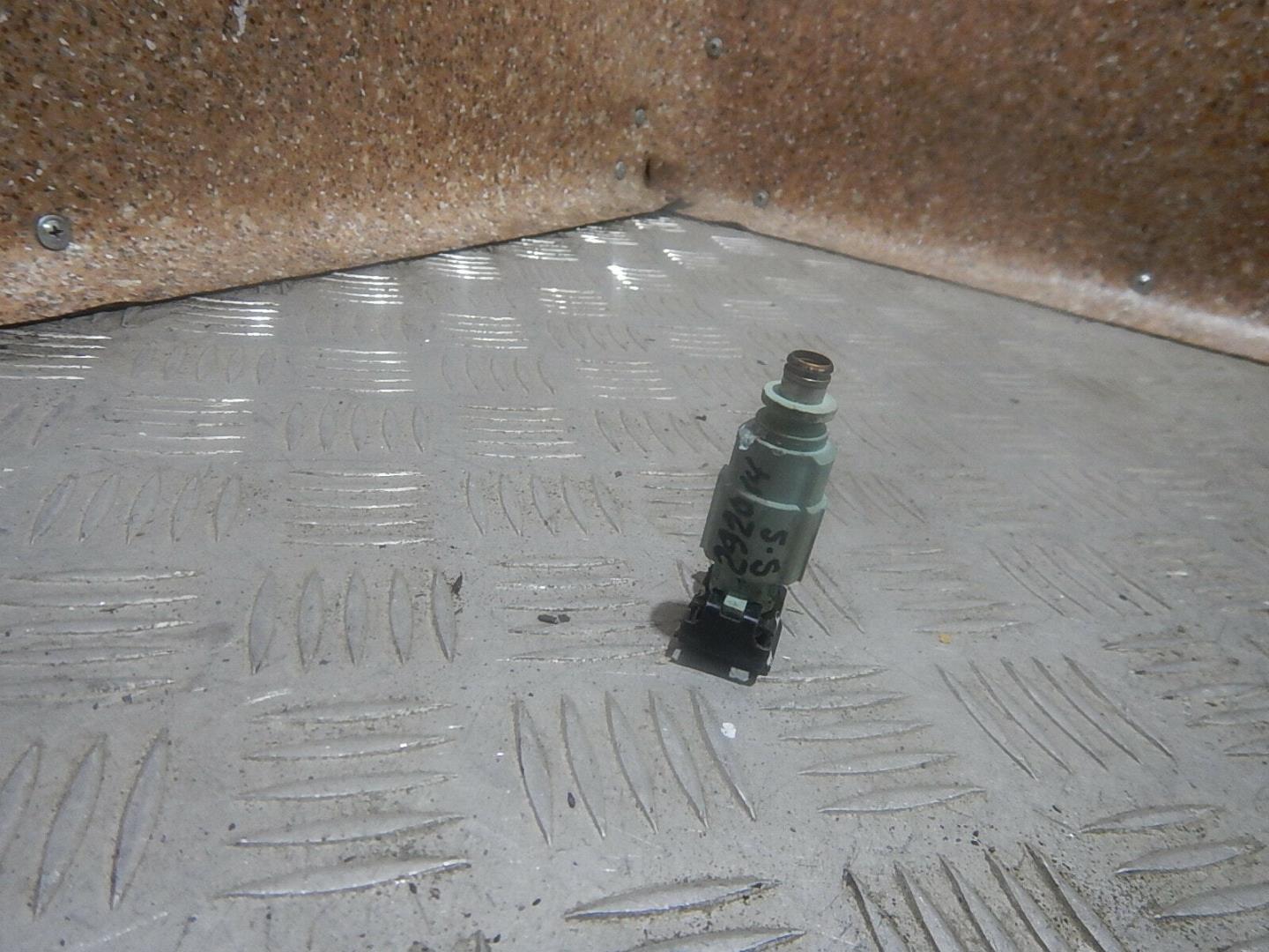 Форсунка инжекторная электрическая