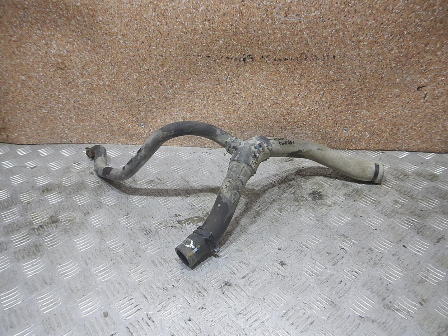 Патрубок радиатора