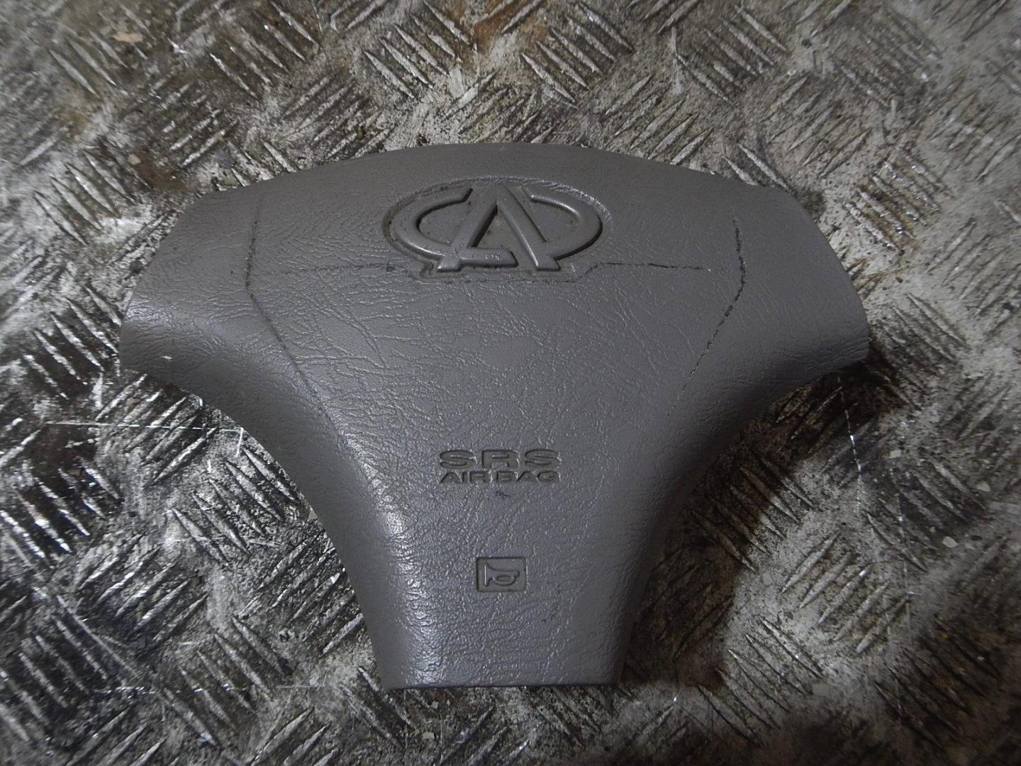 Подушка безопасности в рулевое колесо