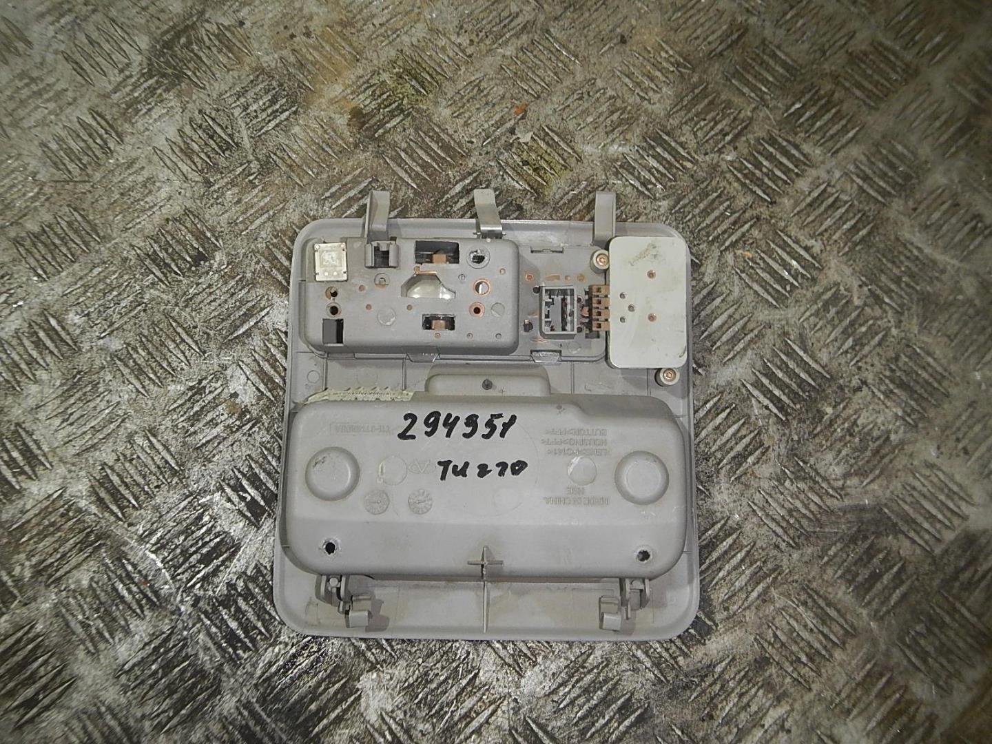 Плафон салонный