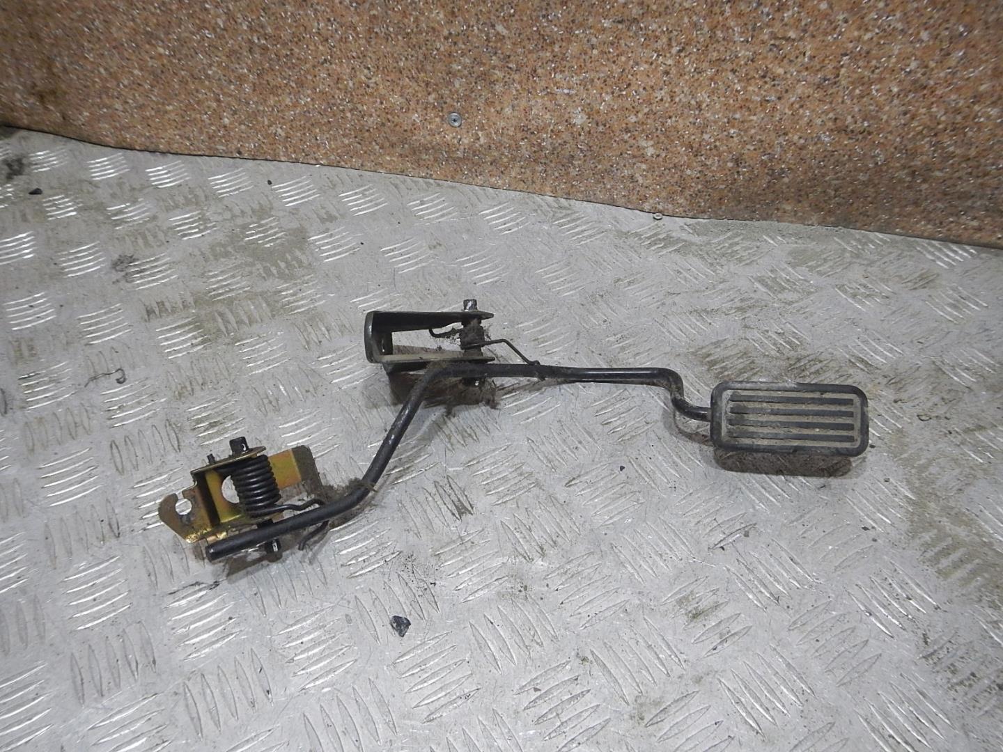 Педаль газа