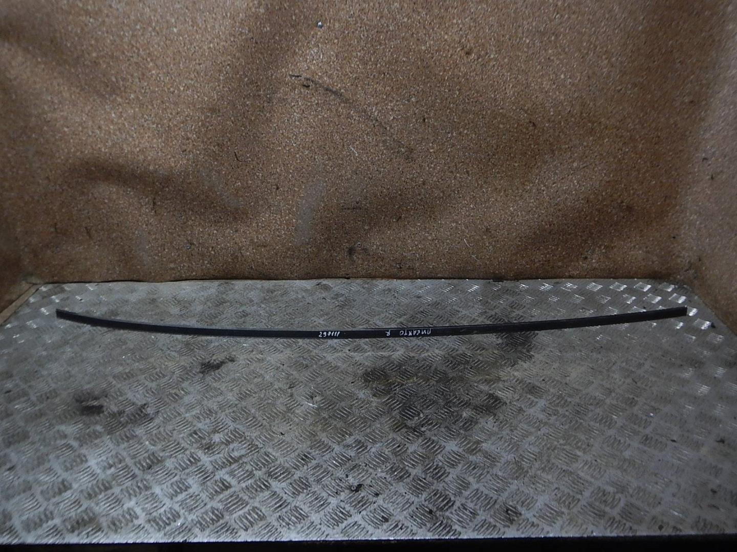 Молдинг крыши правый