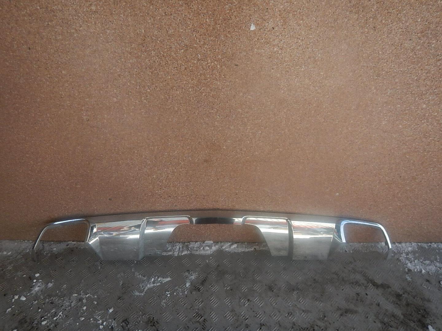 Накладка заднего бампера