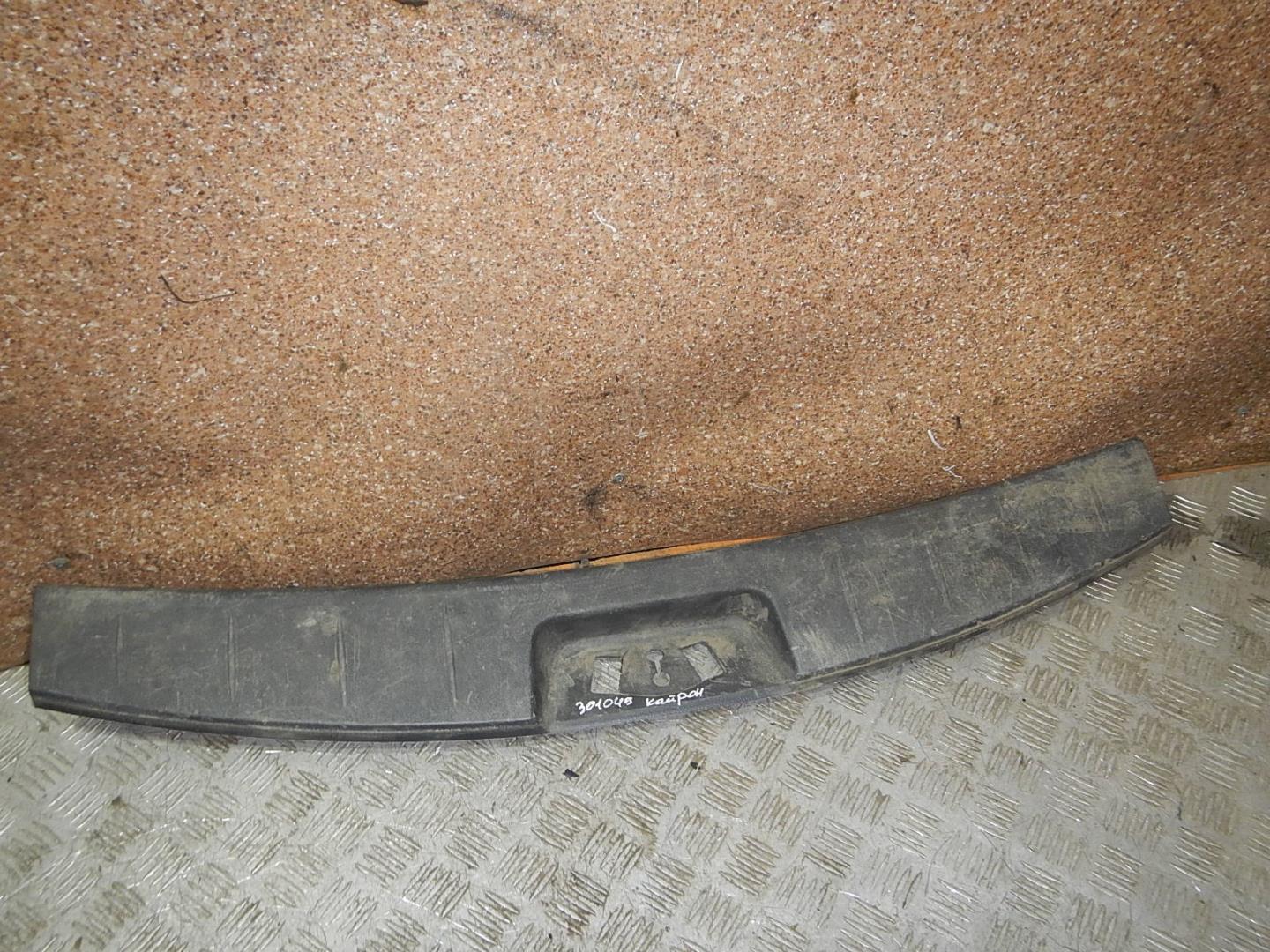 Обшивка багажника