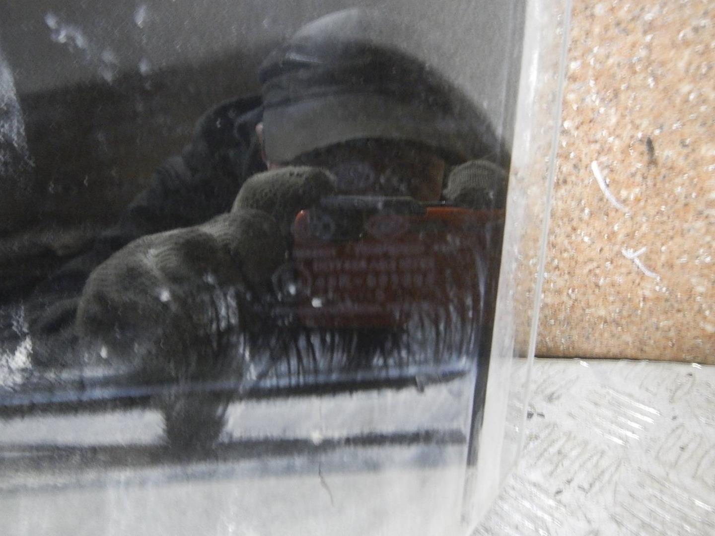 Стекло двери задней левой