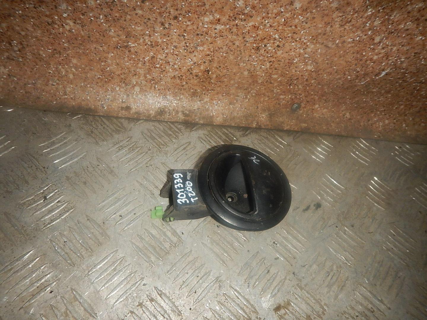 Ручка двери внутренняя левая