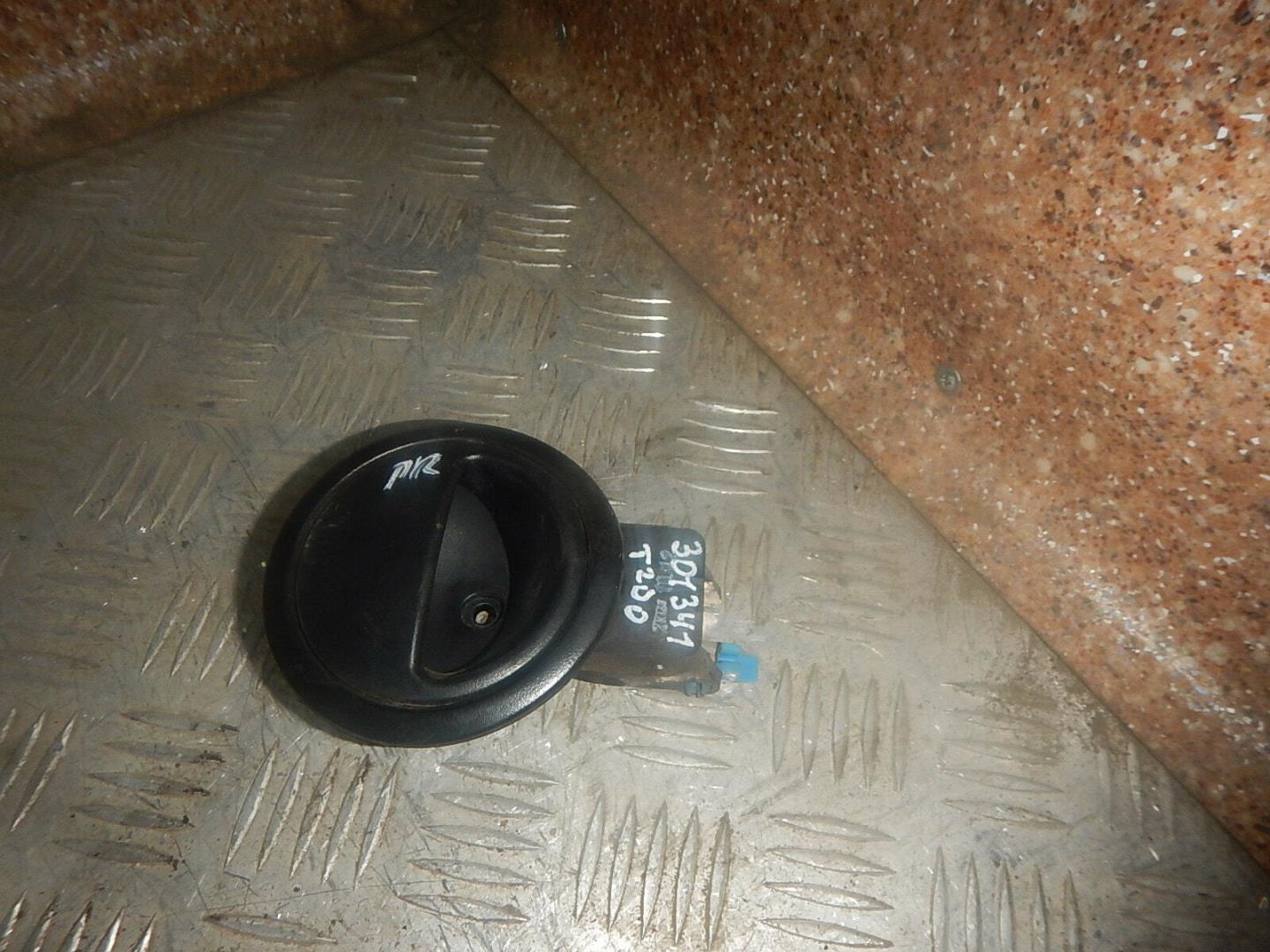 Ручка двери внутренняя правая