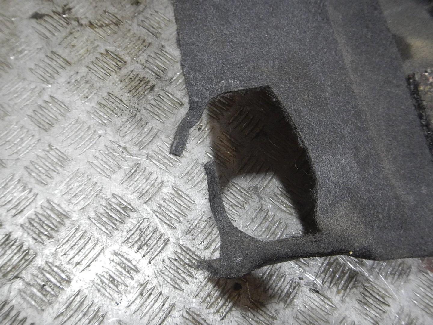 Обшивка багажника