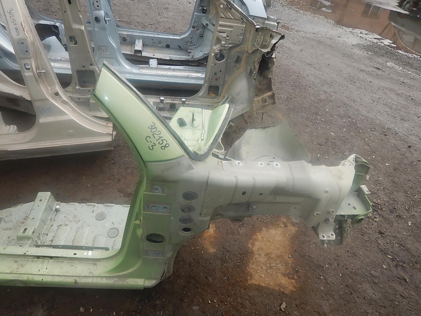 Лонжерон передний правый