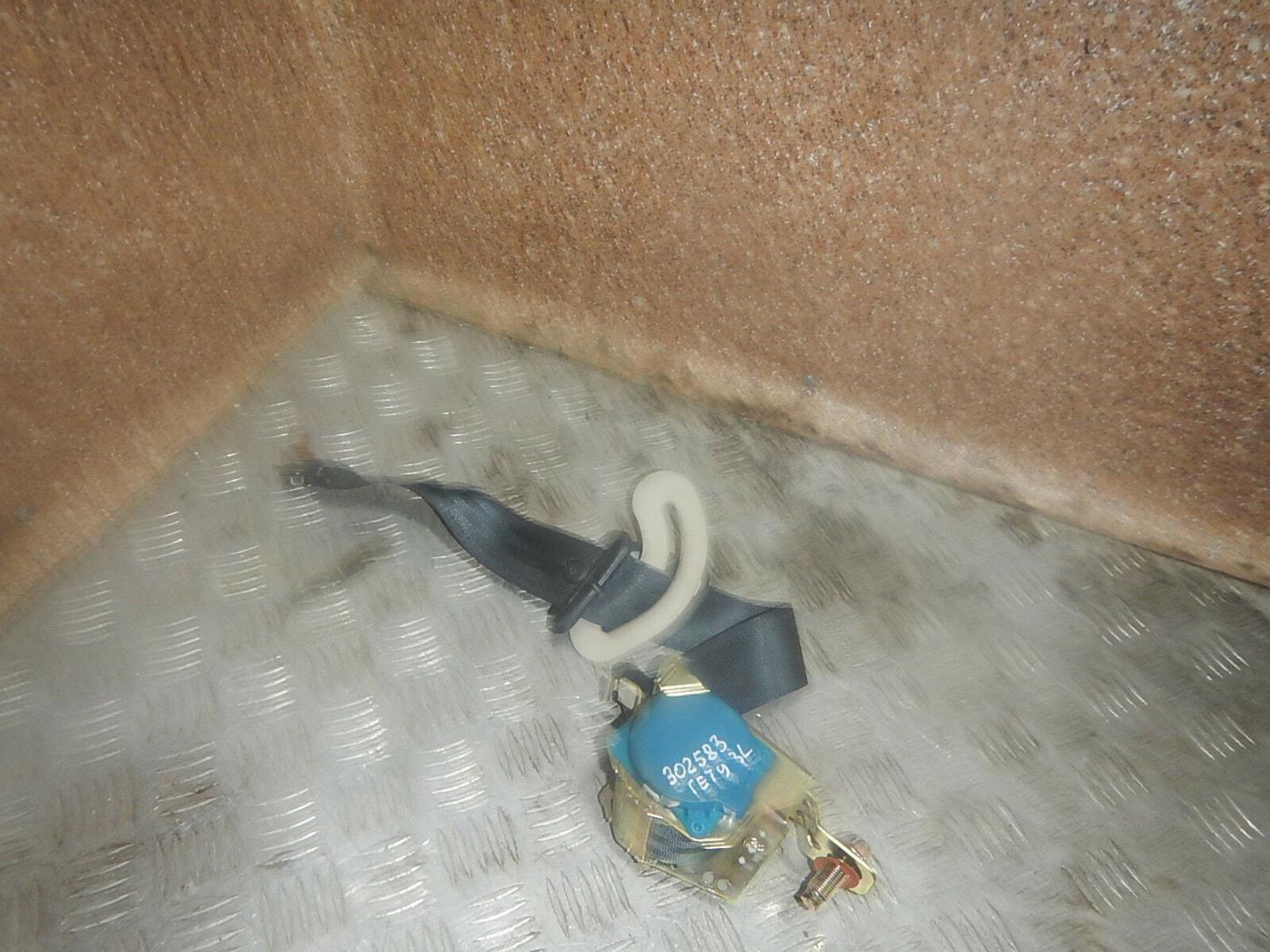 Ремень безопасности