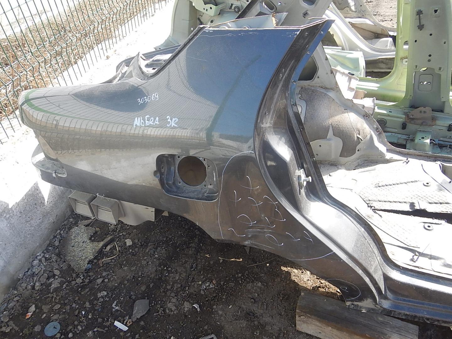 Крыло заднее правое