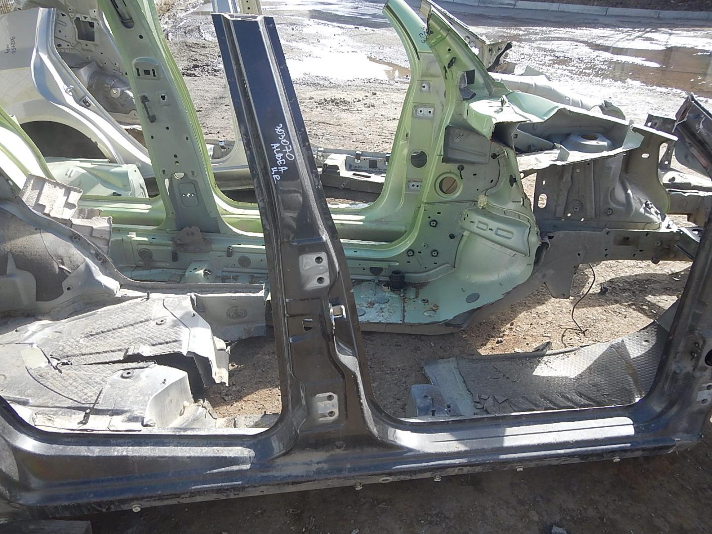 Кузовной элемент