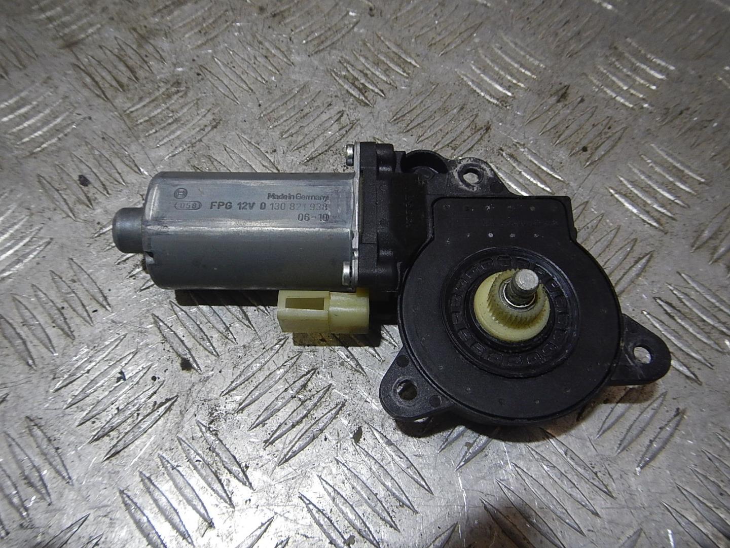 Моторчик стеклоподъемника