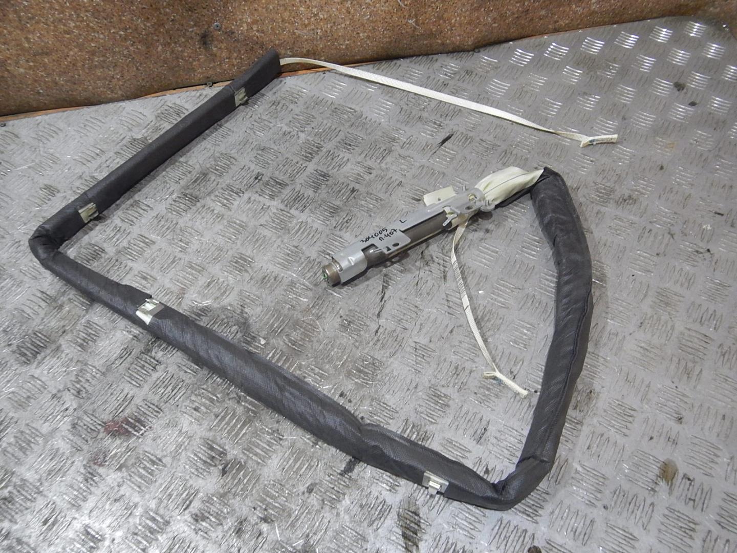 Подушка безопасности боковая (шторка)