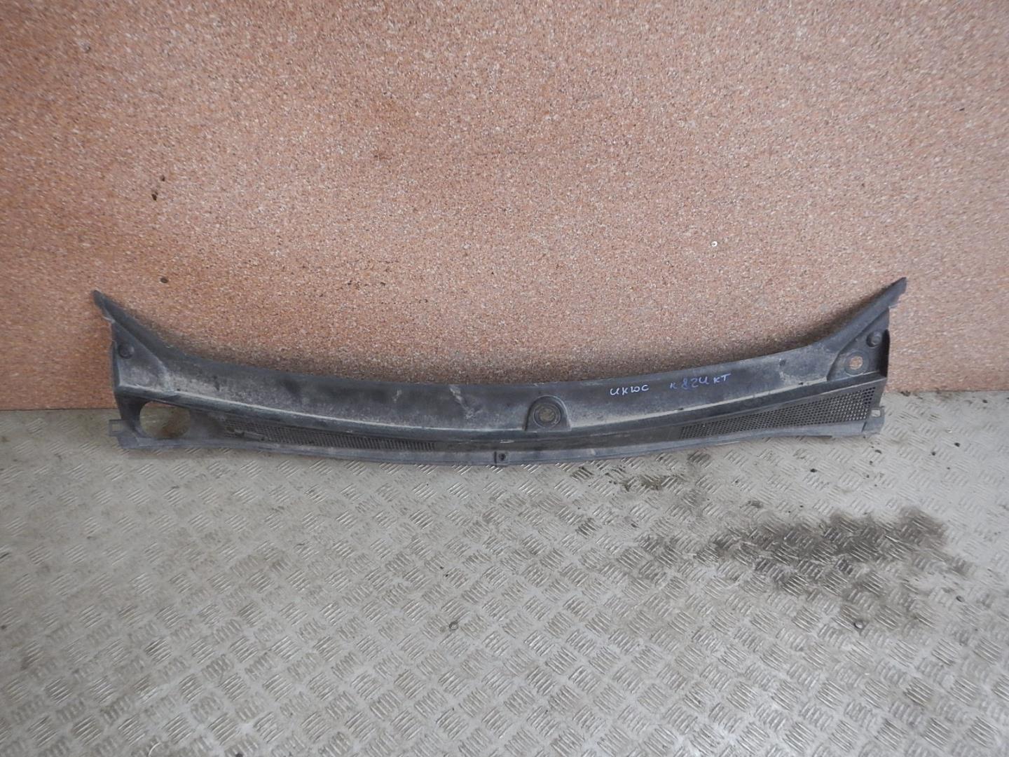 Решетка стеклоочистителей (Жабо)